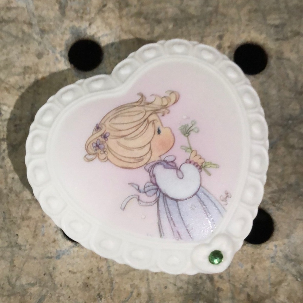 Precious Moments porcelain Birthstone Box -August